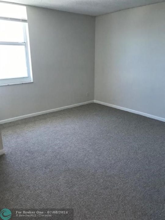 Recently Rented: $2,150 (1 beds, 1 baths, 725 Square Feet)