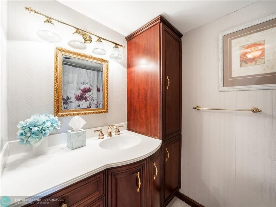 最近售出: $510,000 (2 贝兹, 2 浴室, 1202 平方英尺)