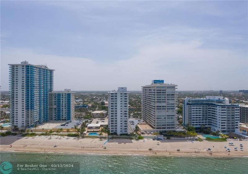 Recently Sold: $525,000 (2 beds, 2 baths, 1190 Square Feet)
