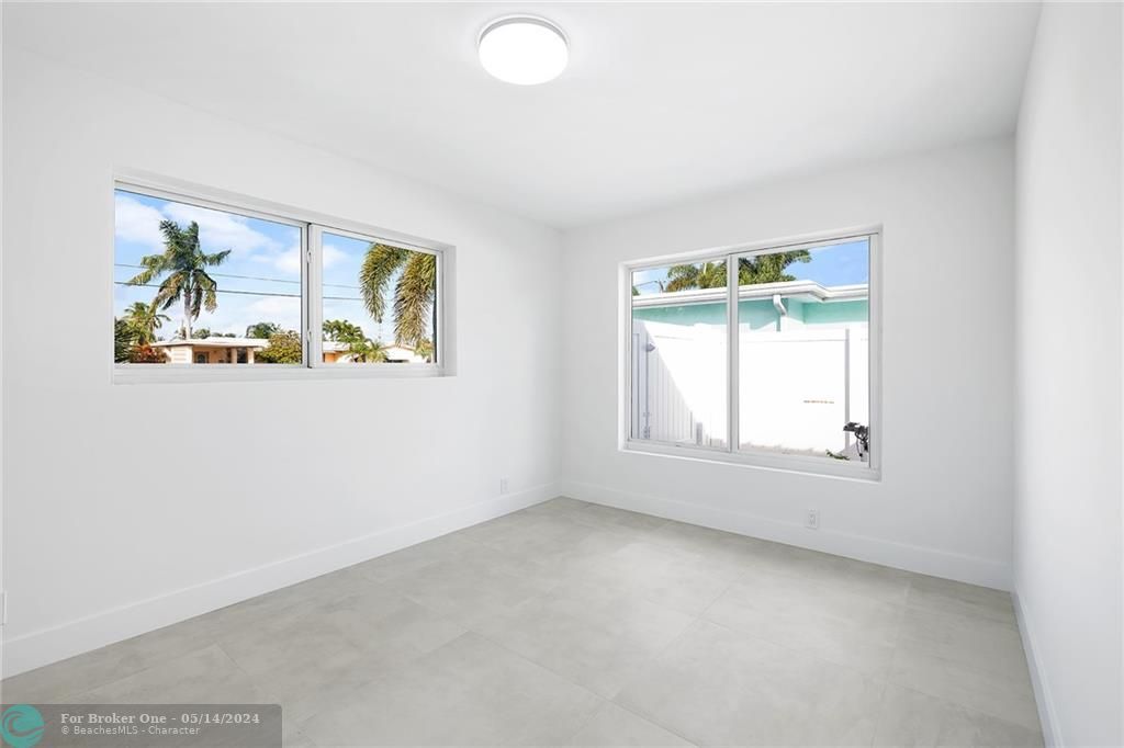 Recently Sold: $1,699,999 (4 beds, 2 baths, 2485 Square Feet)