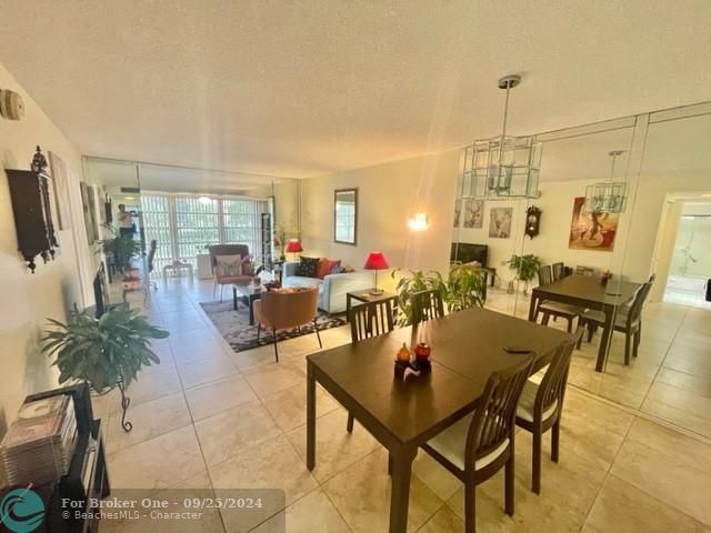 Recently Sold: $159,900 (2 beds, 2 baths, 938 Square Feet)