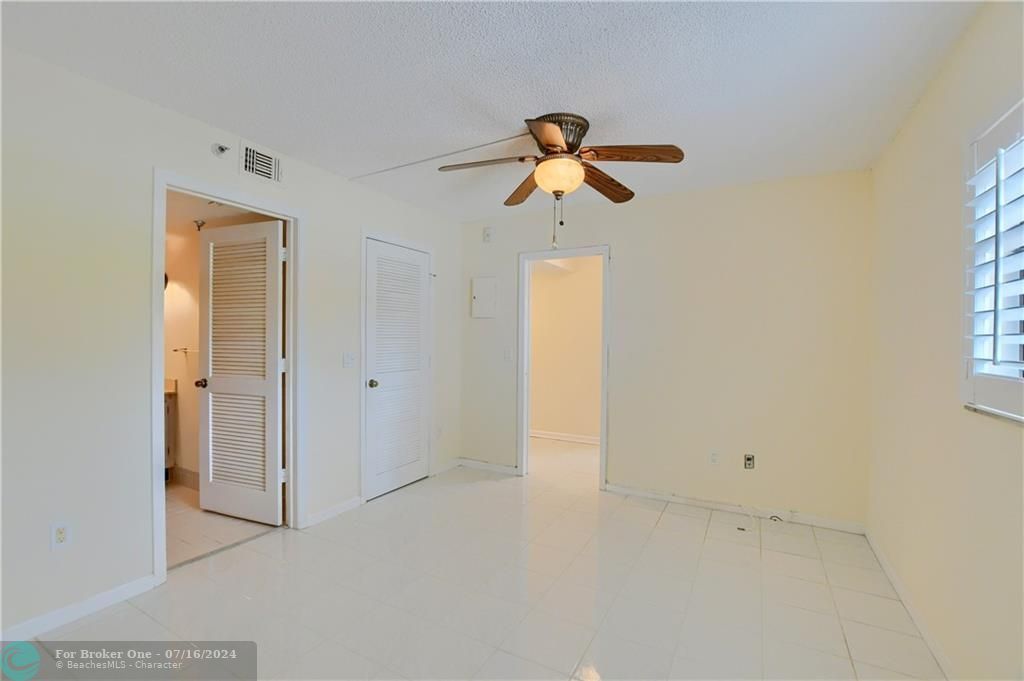 Recently Sold: $199,999 (2 beds, 2 baths, 1515 Square Feet)