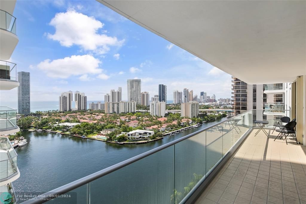 Active With Contract: $4,500 (2 beds, 2 baths, 1677 Square Feet)