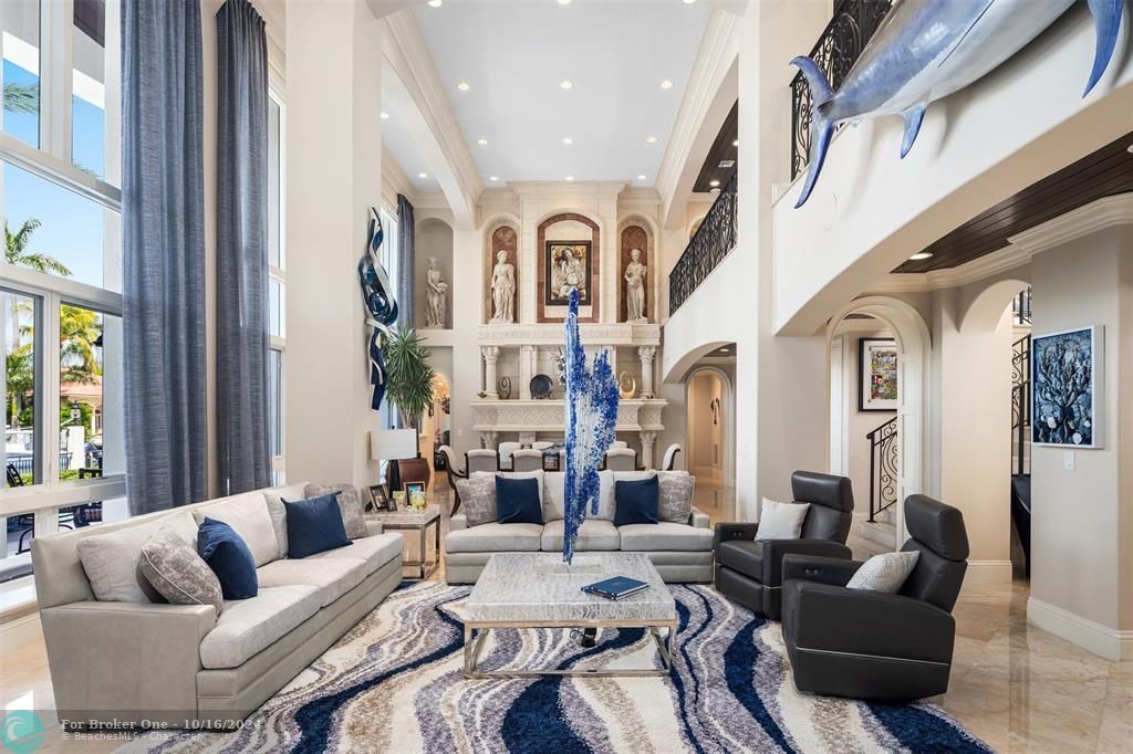 Active With Contract: $9,995,000 (9 beds, 11 baths, 10760 Square Feet)