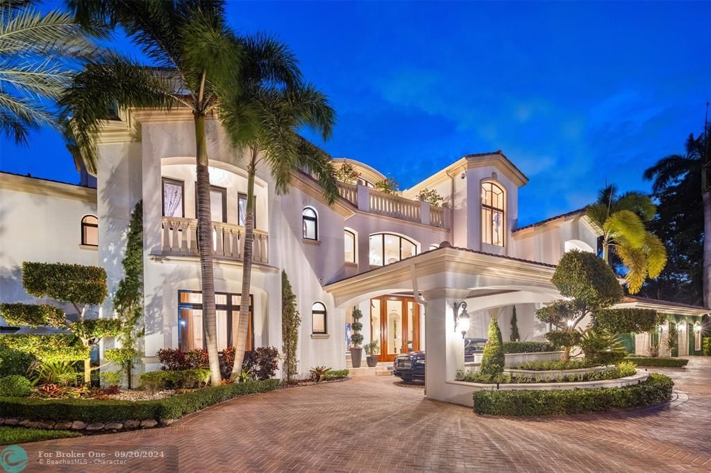 Active With Contract: $9,995,000 (9 beds, 11 baths, 10760 Square Feet)