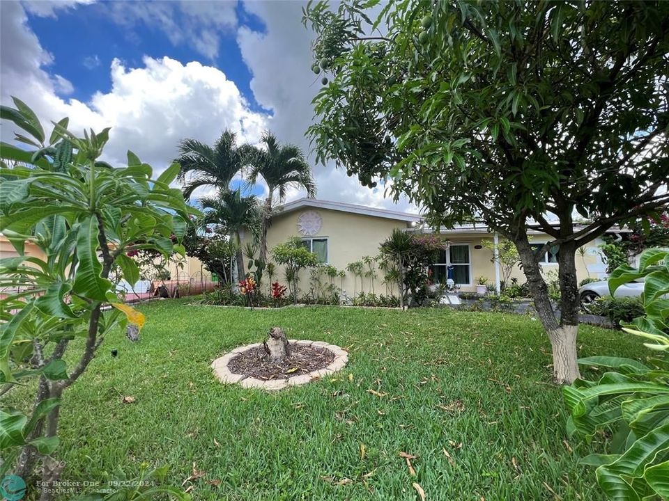 Vendido Recientemente: $425,000 (3 camas, 2 baños, 1360 Pies cuadrados)