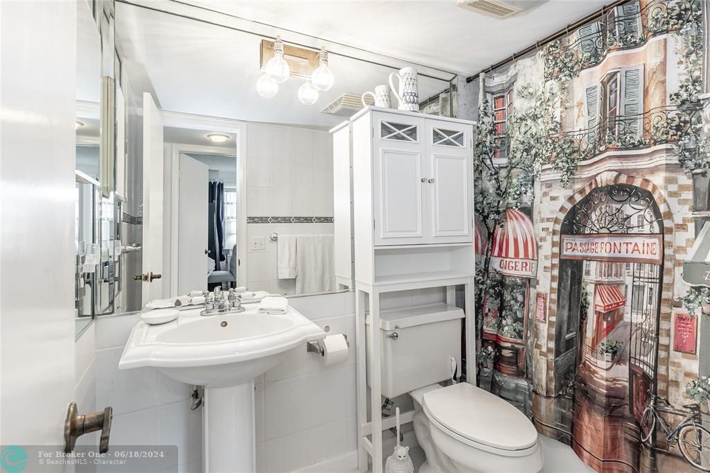 最近售出: $228,500 (2 贝兹, 2 浴室, 1170 平方英尺)