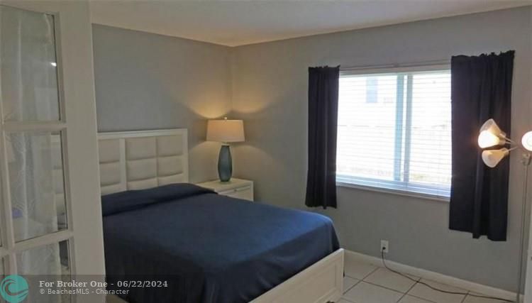Active With Contract: $1,775 (1 beds, 1 baths, 610 Square Feet)