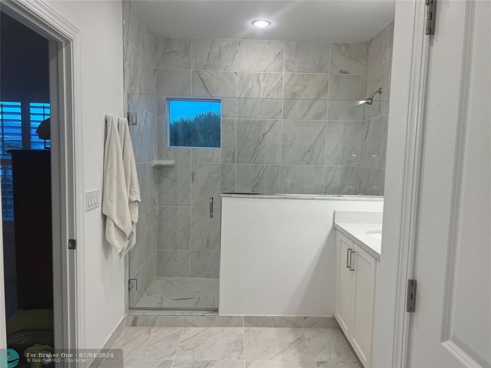 Recently Sold: $649,000 (3 beds, 2 baths, 1866 Square Feet)