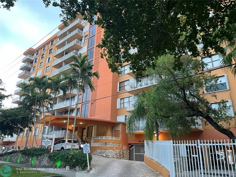 En Venta: $252,000 (2 camas, 2 baños, 1190 Pies cuadrados)