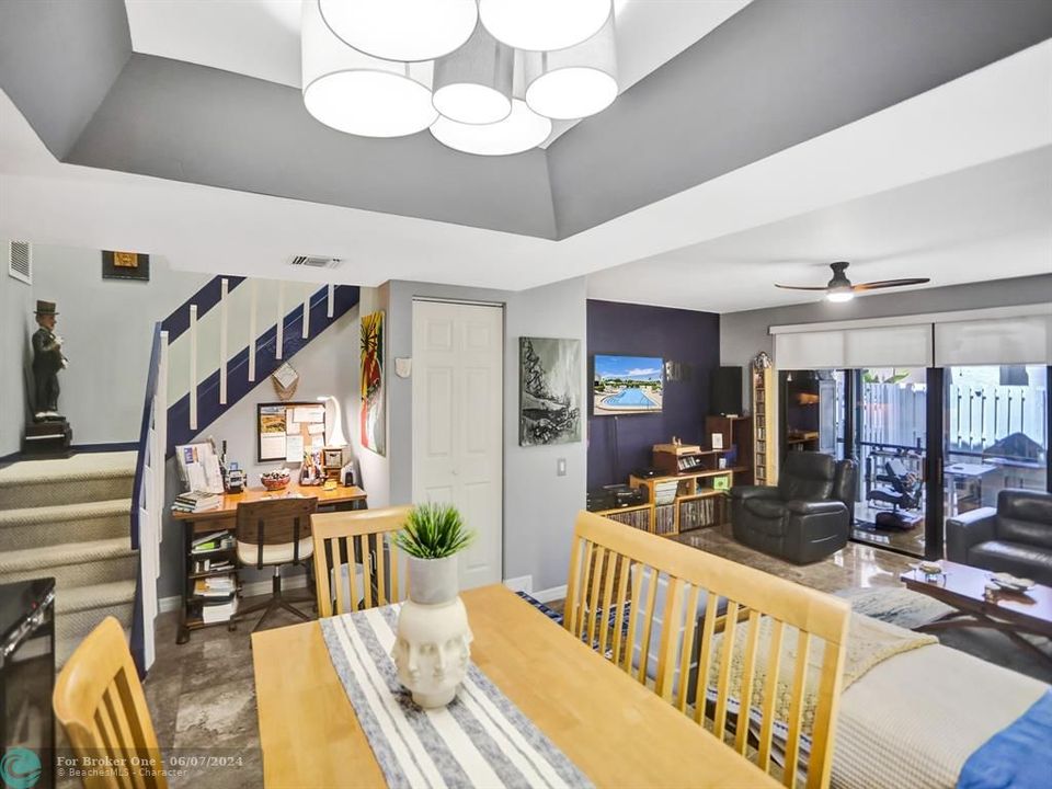 For Sale: $480,000 (2 beds, 3 baths, 1960 Square Feet)