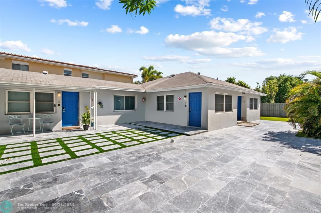 For Rent: $1,458,000 (0 beds, 0 baths, 3300 Square Feet)