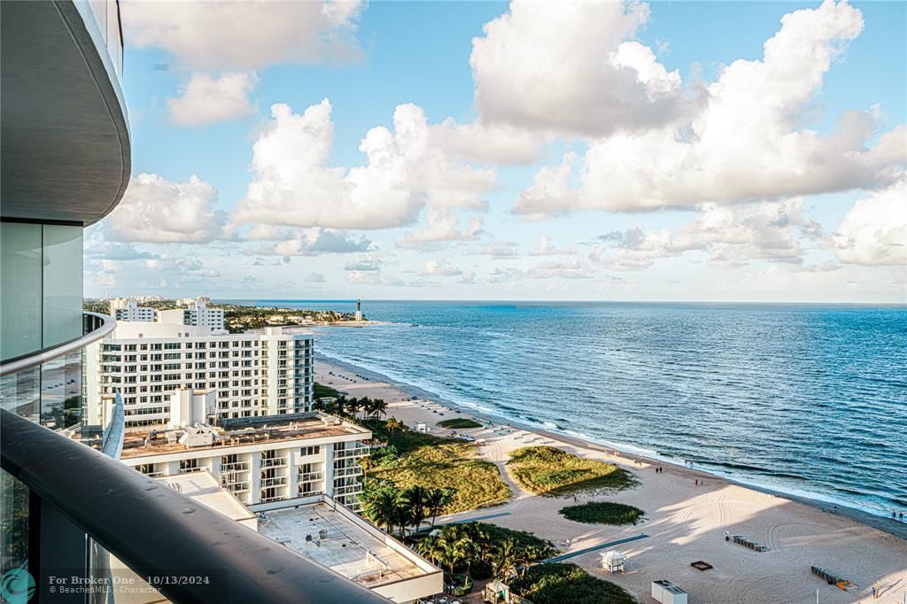 For Sale: $2,995,000 (3 beds, 3 baths, 2290 Square Feet)