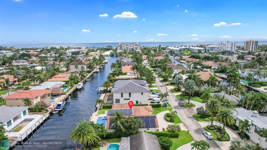 Recently Sold: $3,399,000 (4 beds, 4 baths, 2873 Square Feet)