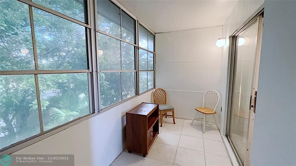 For Rent: $1,195 (1 beds, 1 baths, 468 Square Feet)