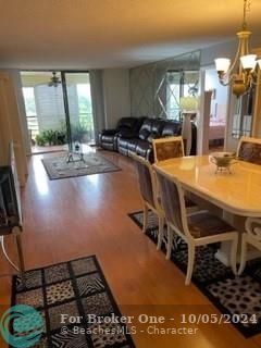 For Sale: $190,000 (2 beds, 2 baths, 1295 Square Feet)