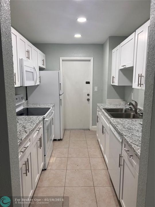 For Sale: $2,100 (2 beds, 1 baths, 1170 Square Feet)