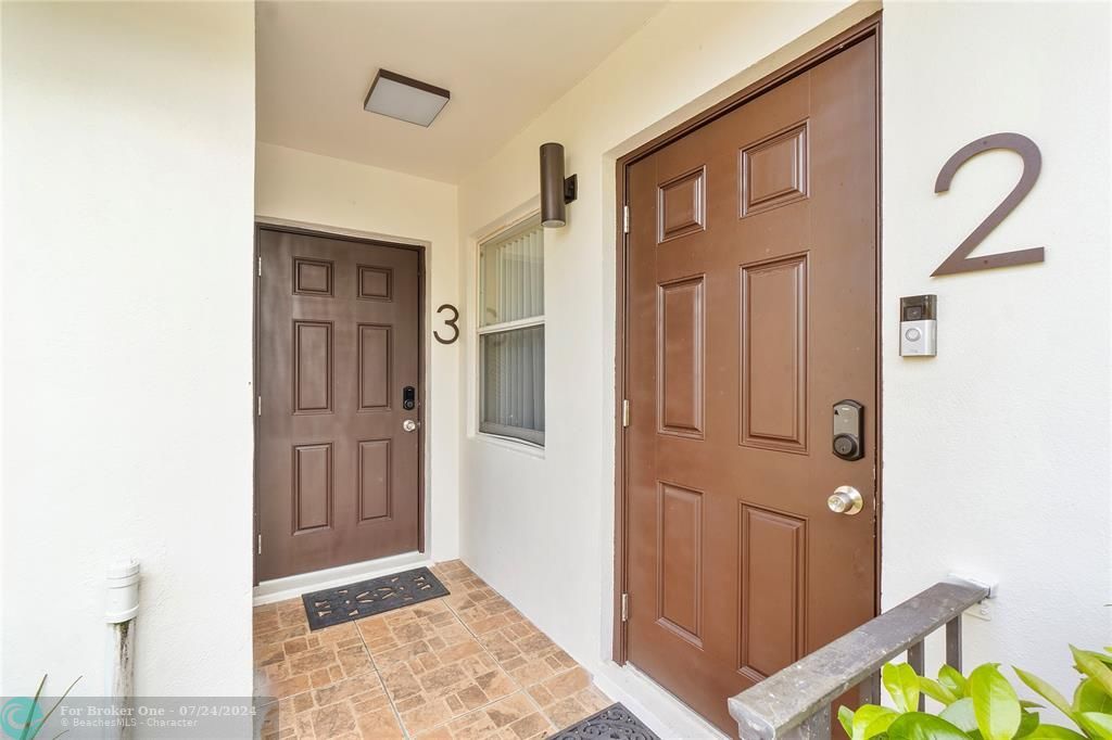 For Sale: $2,195 (1 beds, 1 baths, 0 Square Feet)