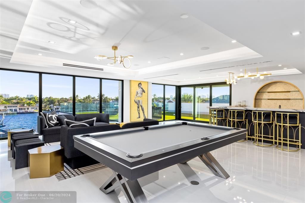 For Sale: $39,500,000 (7 beds, 8 baths, 10966 Square Feet)