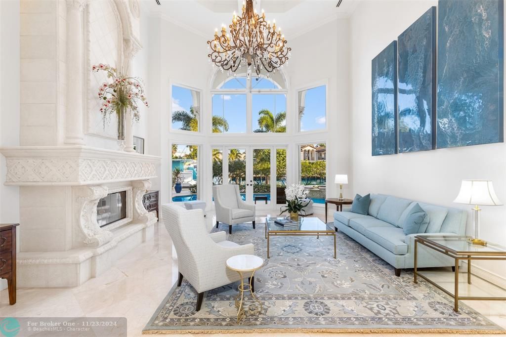 Active With Contract: $8,945,000 (7 beds, 7 baths, 7484 Square Feet)