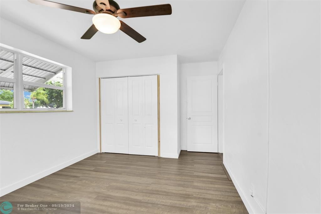 Active With Contract: $3,300 (3 beds, 2 baths, 1694 Square Feet)