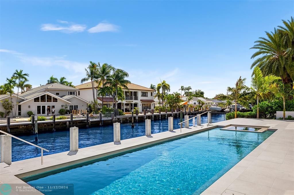 For Sale: $8,750,000 (5 beds, 5 baths, 5581 Square Feet)