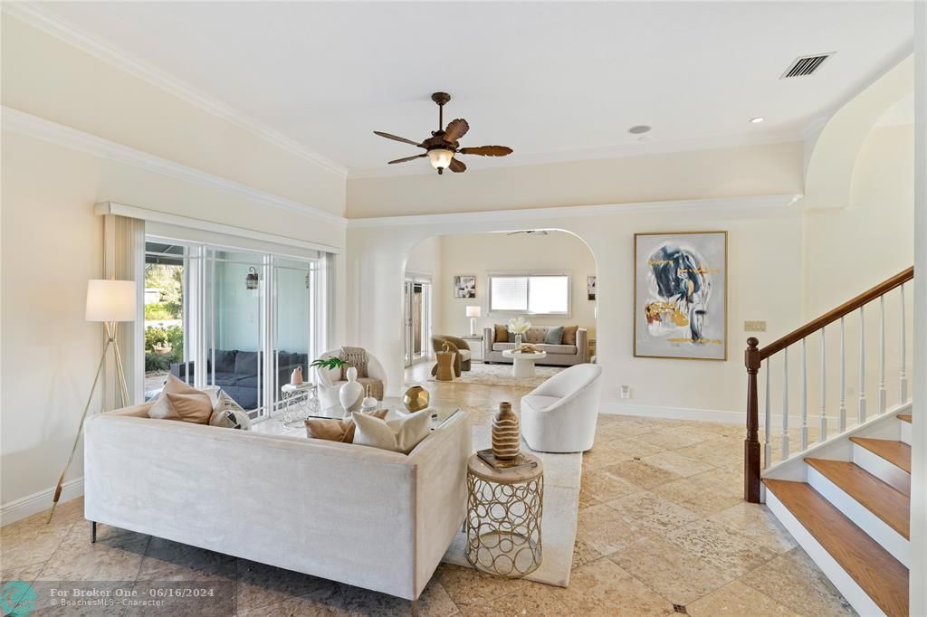 Recently Sold: $2,200,000 (4 beds, 5 baths, 3472 Square Feet)