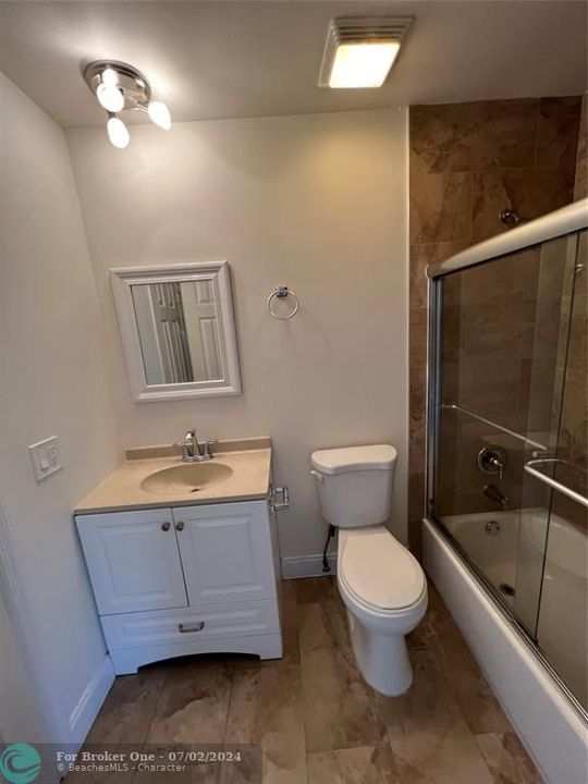 Active With Contract: $2,600 (3 beds, 2 baths, 1750 Square Feet)