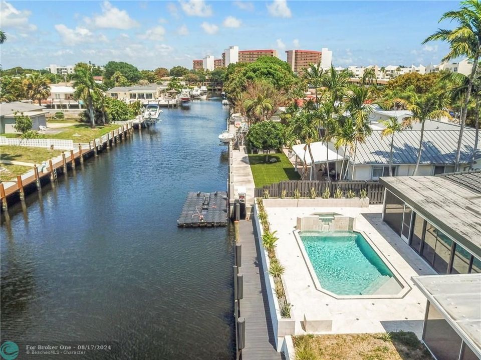 Active With Contract: $1,890,000 (4 beds, 3 baths, 2800 Square Feet)