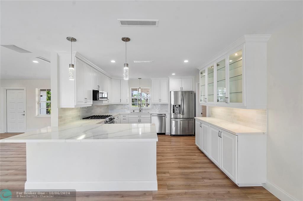 Active With Contract: $1,975,000 (3 beds, 2 baths, 2024 Square Feet)