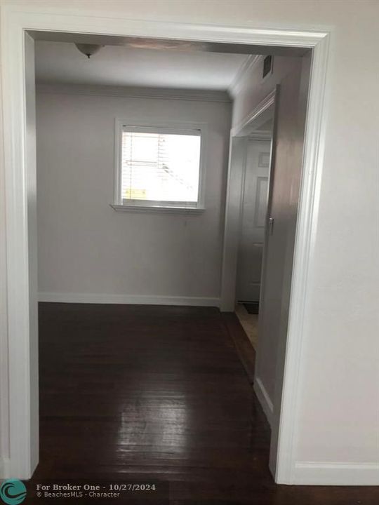 For Rent: $2,500 (2 beds, 1 baths, 1000 Square Feet)