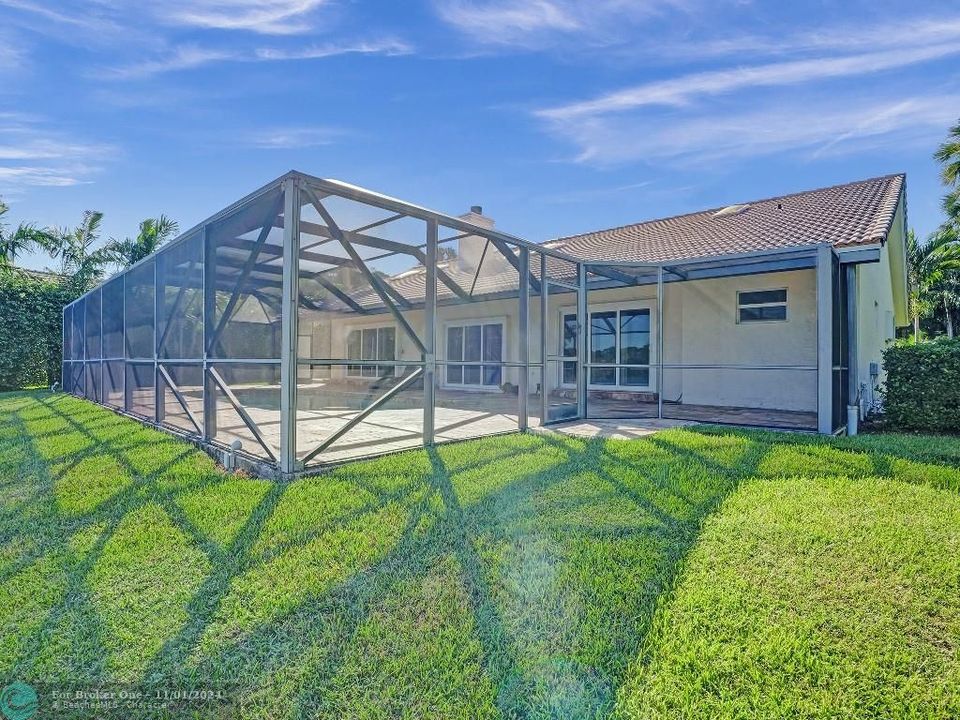 For Sale: $2,550,000 (4 beds, 3 baths, 3100 Square Feet)