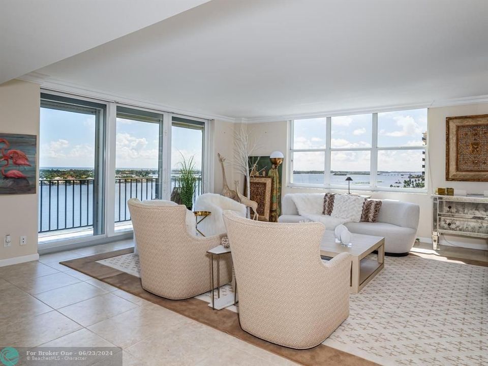 Active With Contract: $1,350,000 (3 beds, 2 baths, 1776 Square Feet)
