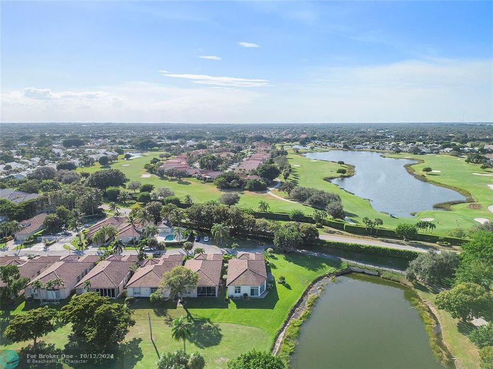 For Sale: $625,000 (3 beds, 3 baths, 2567 Square Feet)