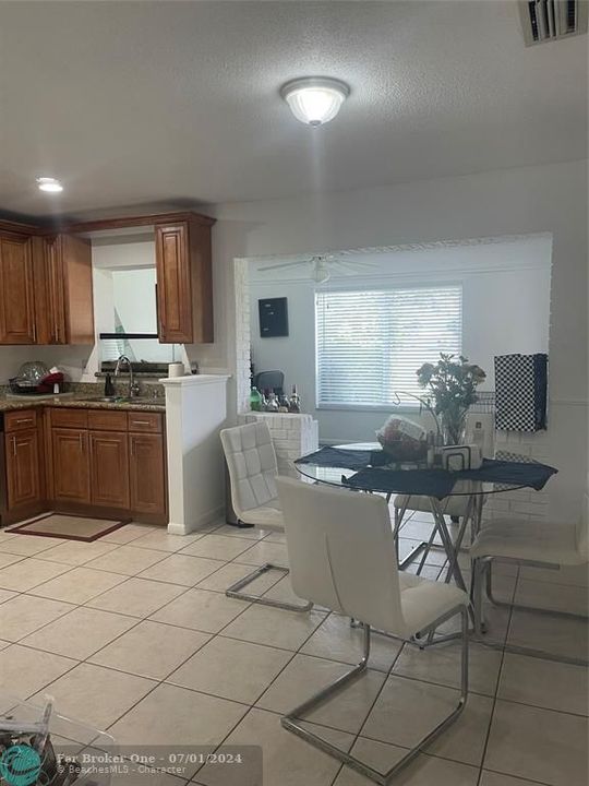 Recently Sold: $2,500 (2 beds, 2 baths, 1131 Square Feet)