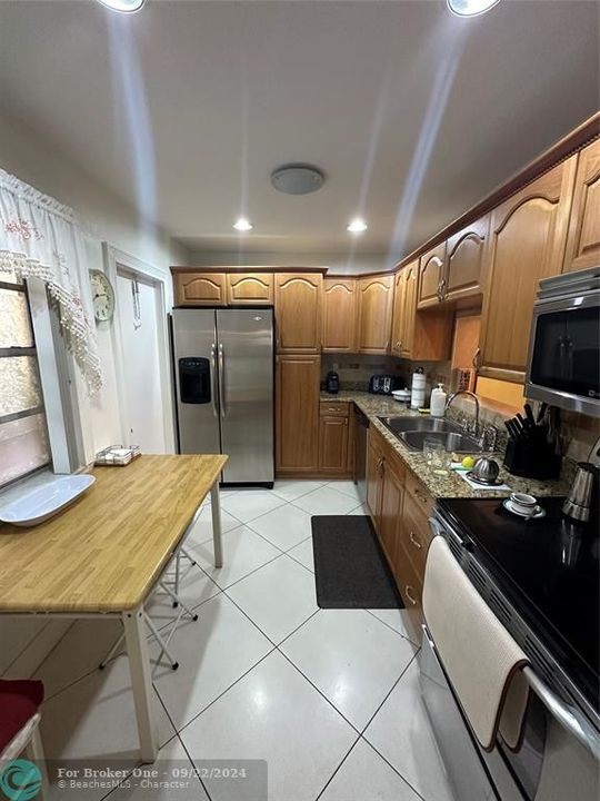 En Venta: $179,000 (2 camas, 2 baños, 1142 Pies cuadrados)