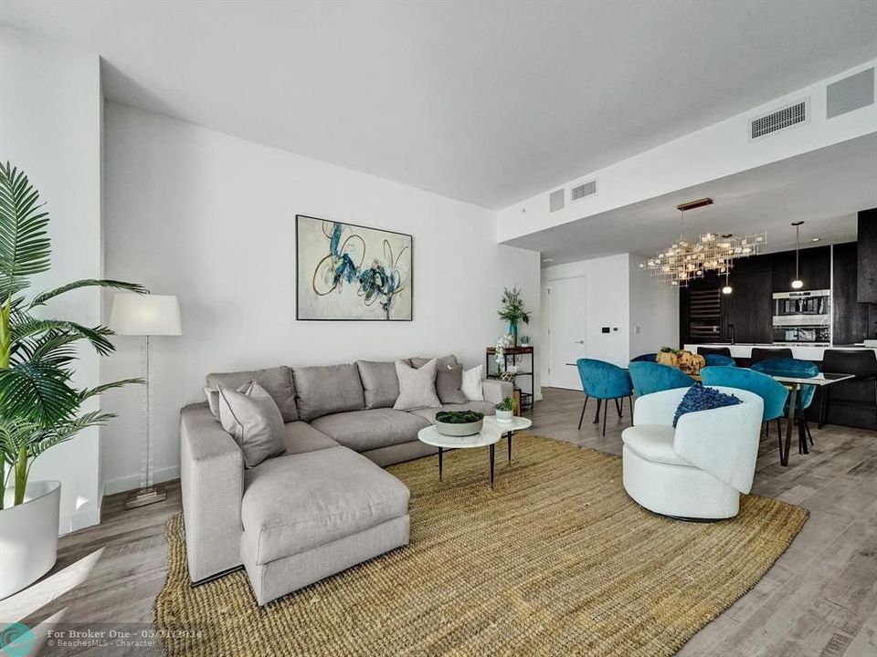 Active With Contract: $3,600,000 (2 beds, 2 baths, 2119 Square Feet)