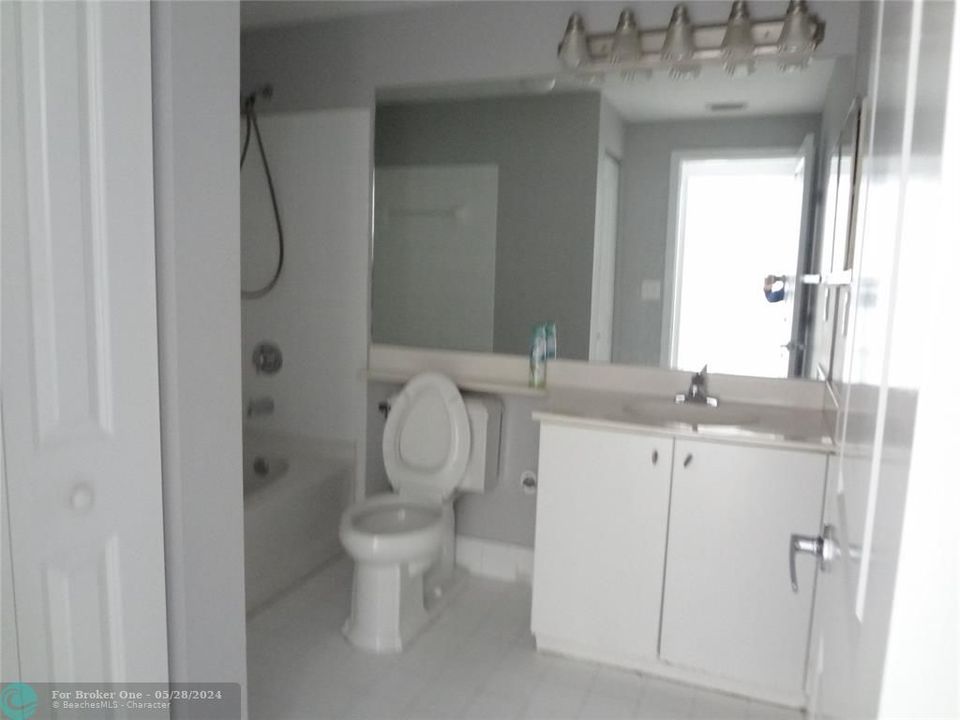 Недавно арендовано: $2,550 (3 спален, 2 ванн, 1315 Квадратных фут)