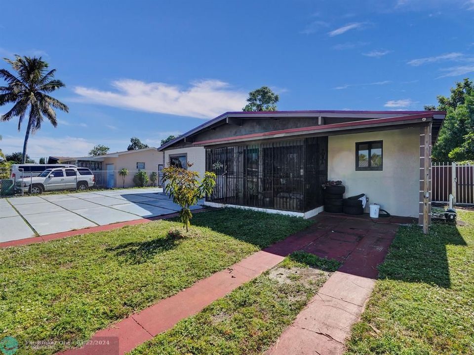 Recently Sold: $540,000 (5 beds, 3 baths, 1708 Square Feet)