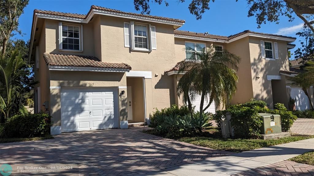 Active With Contract: $3,290 (4 beds, 2 baths, 1765 Square Feet)