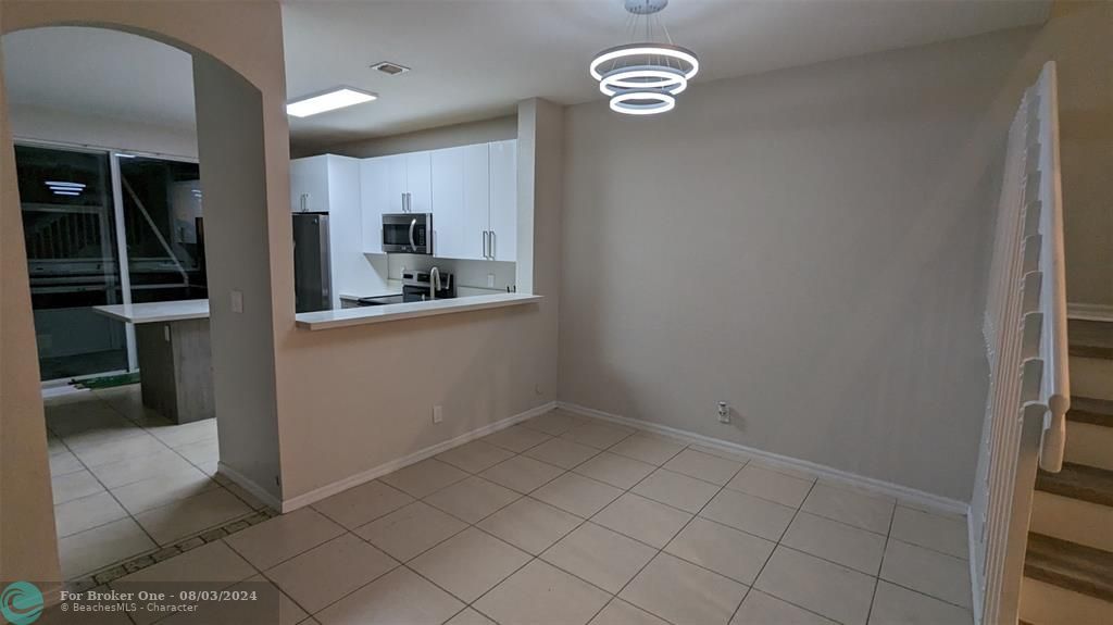 Active With Contract: $3,290 (4 beds, 2 baths, 1765 Square Feet)