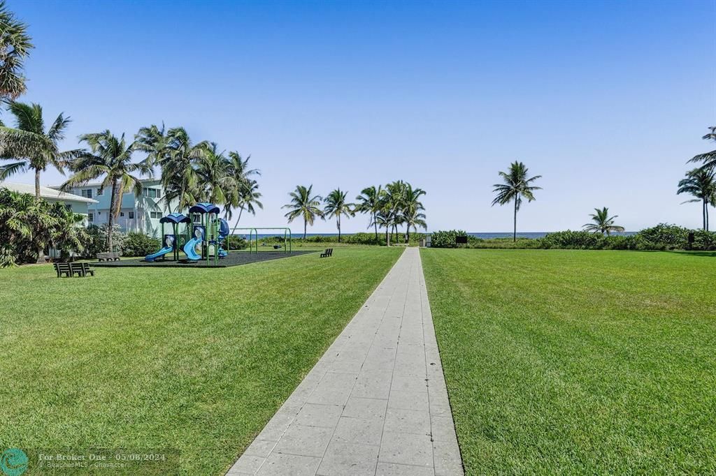 Recently Sold: $1,950,000 (4 beds, 2 baths, 2168 Square Feet)