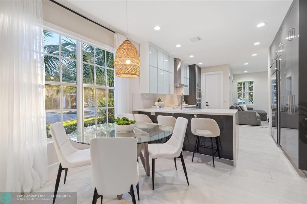 Active With Contract: $1,199,000 (4 beds, 3 baths, 2983 Square Feet)