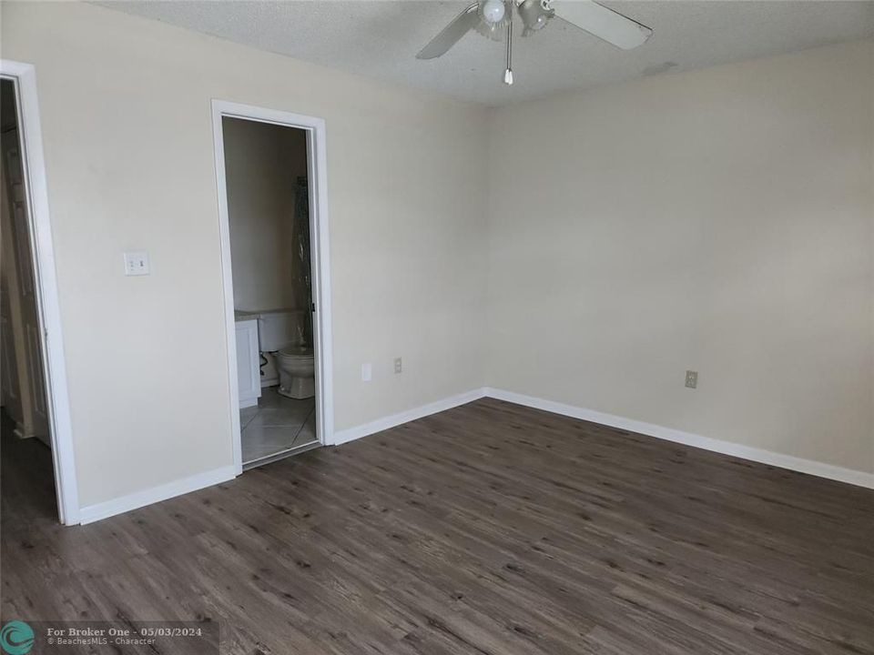 For Rent: $1,795 (2 beds, 2 baths, 1120 Square Feet)