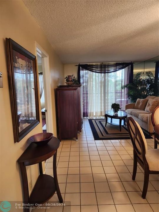 Active With Contract: $80,000 (1 beds, 1 baths, 900 Square Feet)