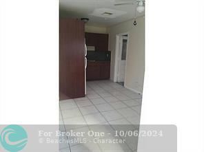 For Rent: $2,000 (3 beds, 2 baths, 1020 Square Feet)