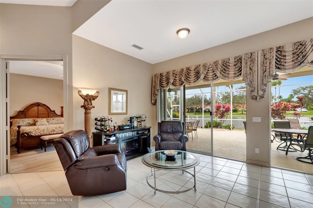 Active With Contract: $649,000 (3 beds, 2 baths, 2282 Square Feet)