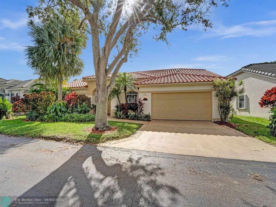 For Sale: $895,000 (4 beds, 3 baths, 2282 Square Feet)