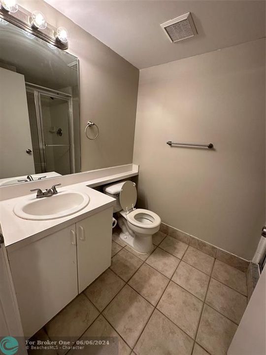 Недавно арендовано: $2,350 (3 спален, 2 ванн, 1177 Квадратных фут)