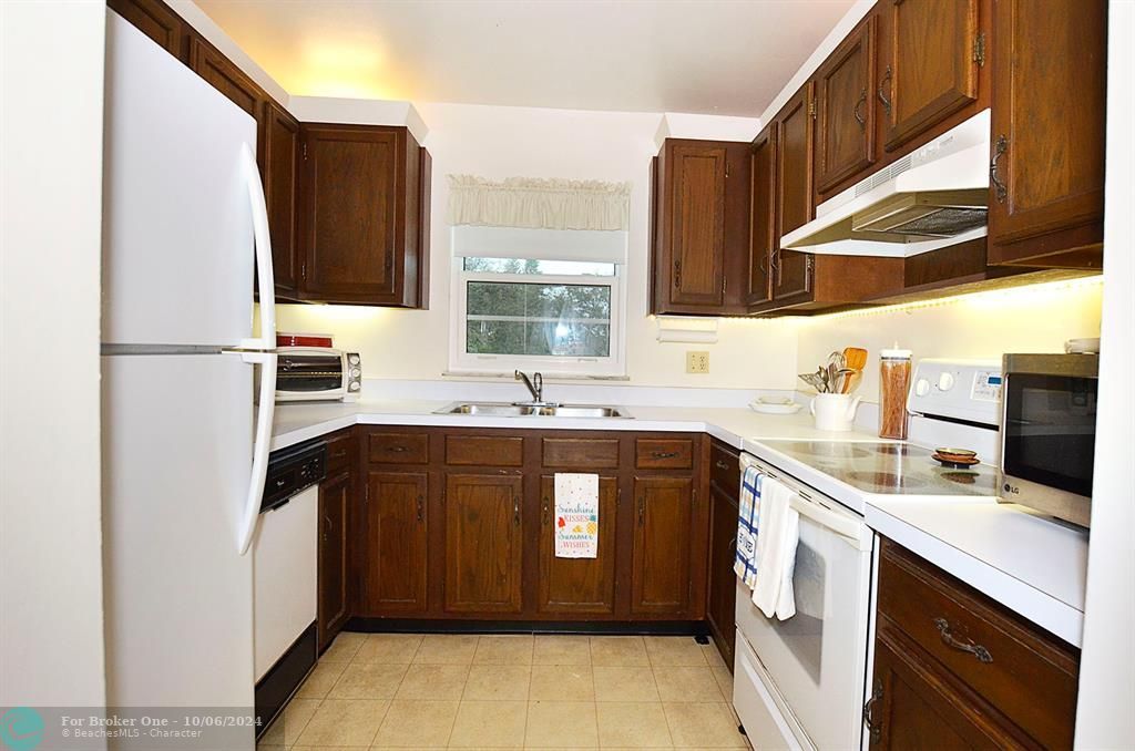 For Sale: $154,900 (2 beds, 2 baths, 0 Square Feet)